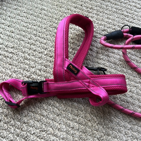 Dog harness size Large - Picture 3 of 4